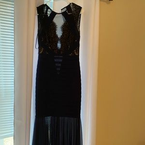Navy blue mermaid gown size 4 lace on top